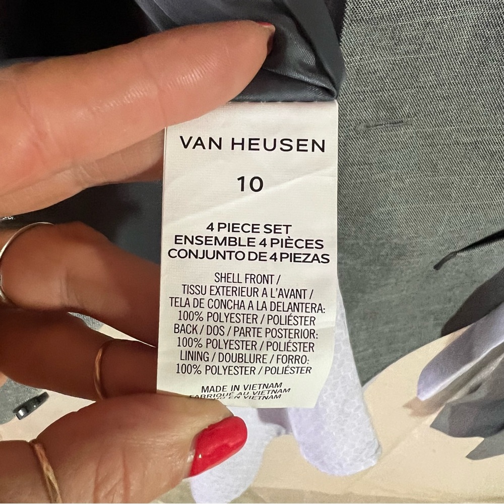 VAN HUESEN BOYS SUIT - Picture 5 of 6